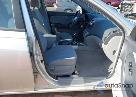 2007 Hyundai Elantra Gls/Limited/Se from USA, damaged, VIN KMHDU46D57U250789